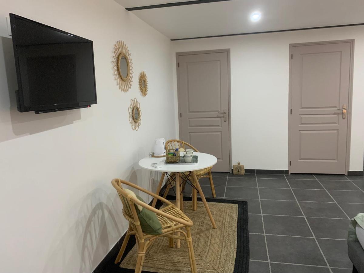 Aux Fines Bulles Gite Et Chambres D Hotes Neuve-Maison Экстерьер фото