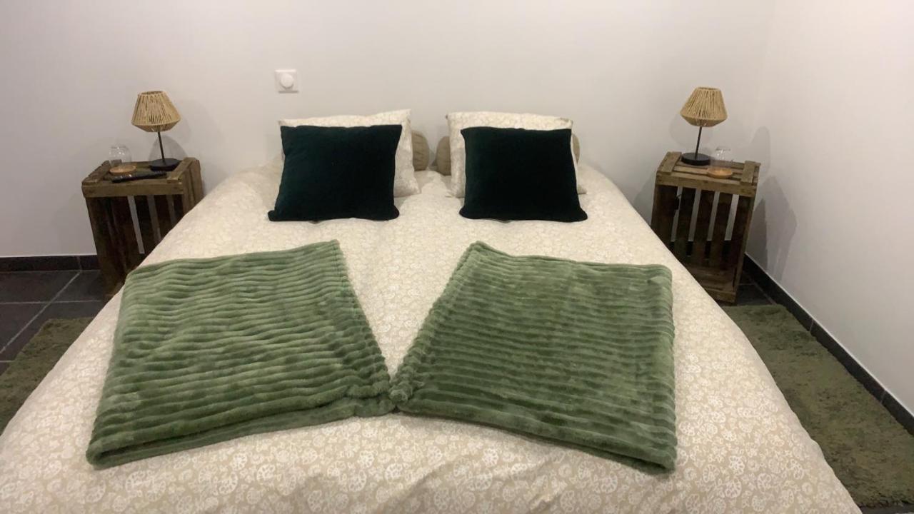 Aux Fines Bulles Gite Et Chambres D Hotes Neuve-Maison Экстерьер фото